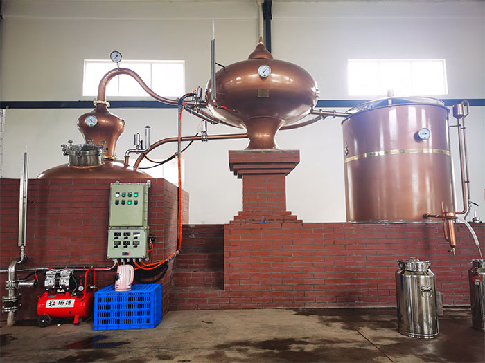 夏朗德蒸餾機組